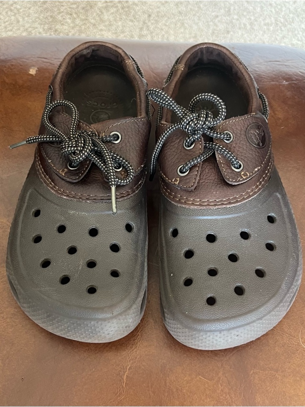 Crocs Islander Clog Size Mens 8 Women’s 10 Brown/Tan Leather Boat Lace Up Shoe